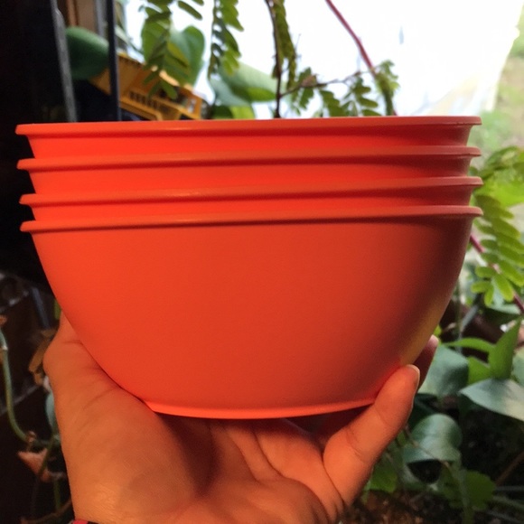 TUPPERWARE PLATES - Picture 3 of 7